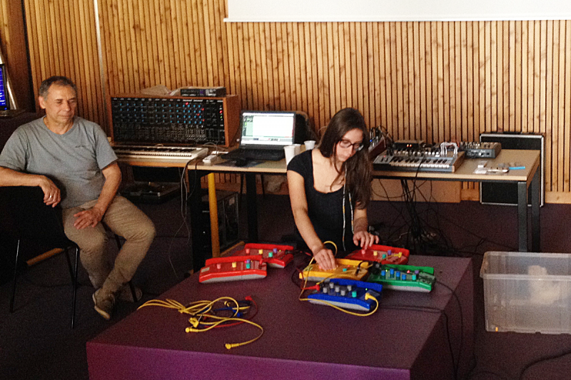 img_1749.png img_1749.png