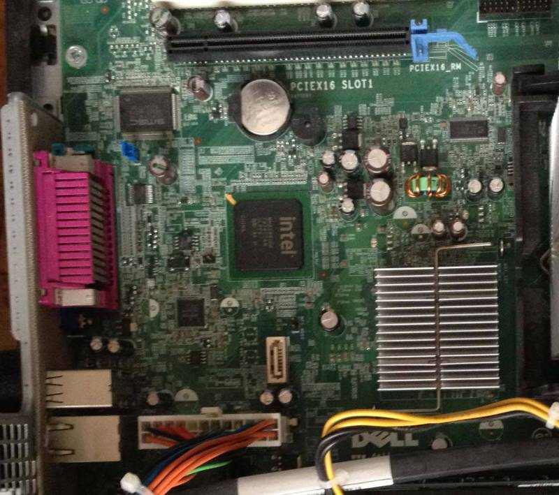 ordinateur.jpg ordinateur.jpg